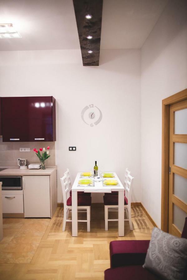 Clyra Apartment City Centar Zagreb Exteriör bild